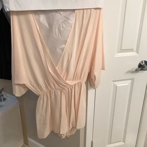 Cream/Light pink romper
